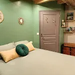 La Grenouille Amoureuse Bed & Breakfast 3*