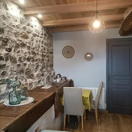 La Grenouille Amoureuse 3*