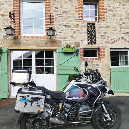 La Grenouille Amoureuse Отель типа 