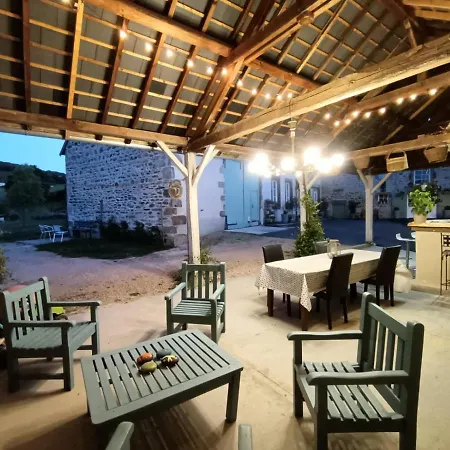 La Grenouille Amoureuse 3*