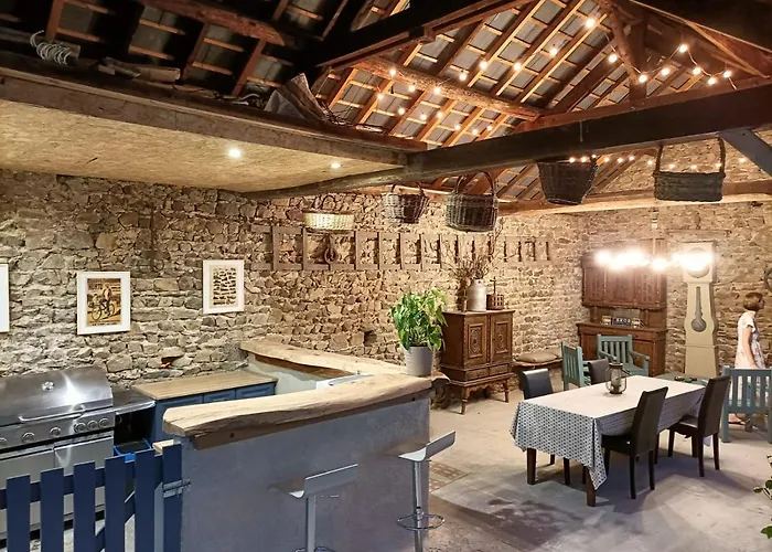 La Grenouille Amoureuse Bed & Breakfast